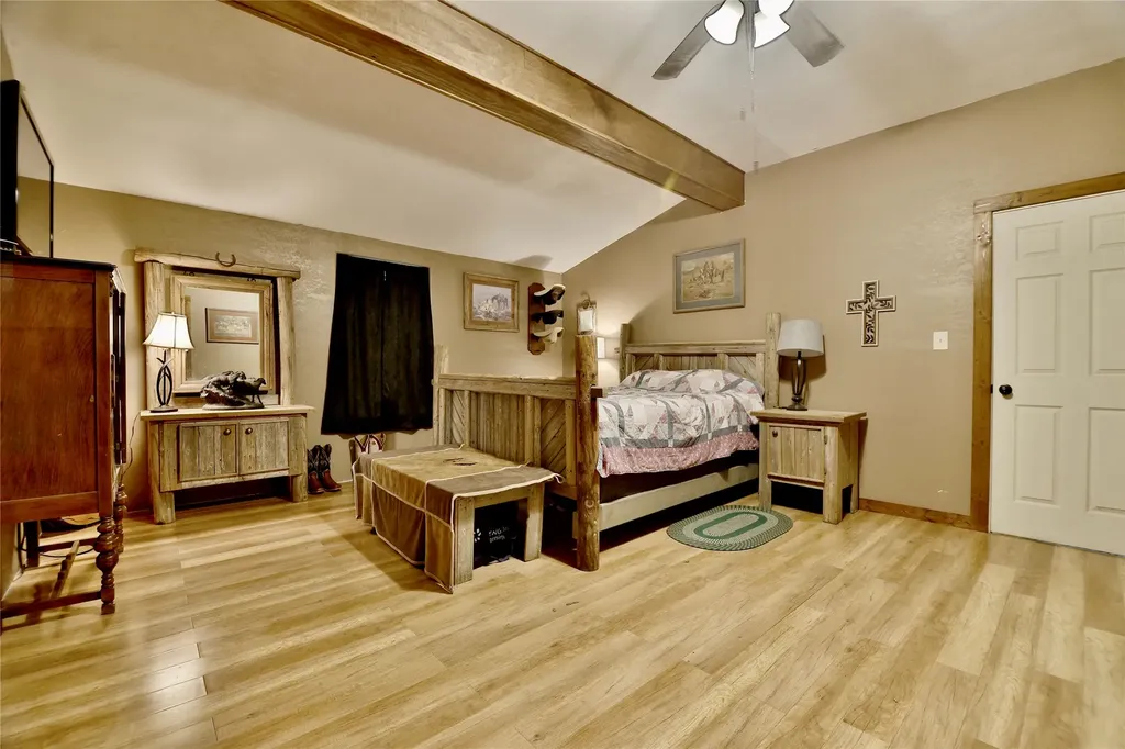 1347 Lcr 152 Mount Calm TX 76673