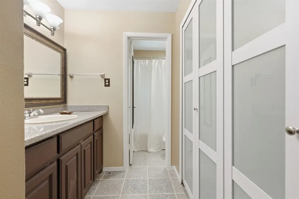 3702 Hastings Drive Arlington TX 76013