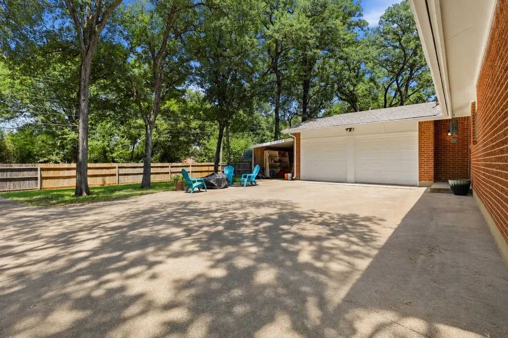 3702 Hastings Drive Arlington TX 76013