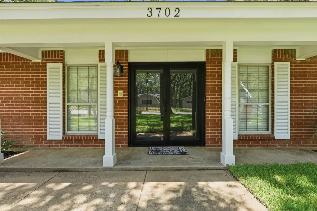 3702 Hastings Drive Arlington TX 76013