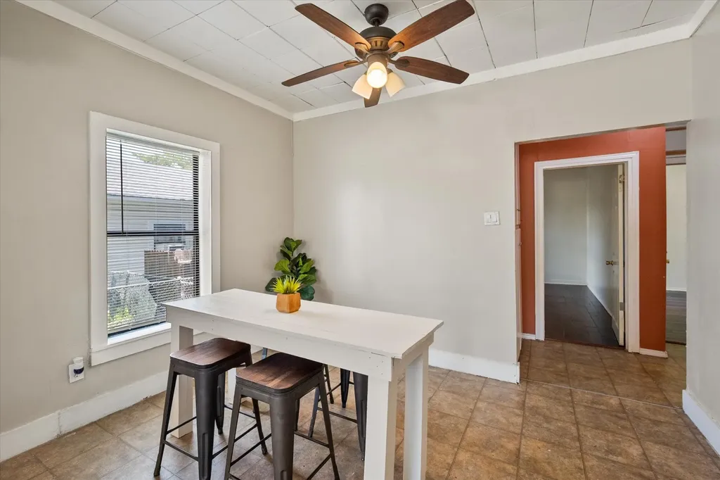 109 E Tyler Street Ennis TX 75119