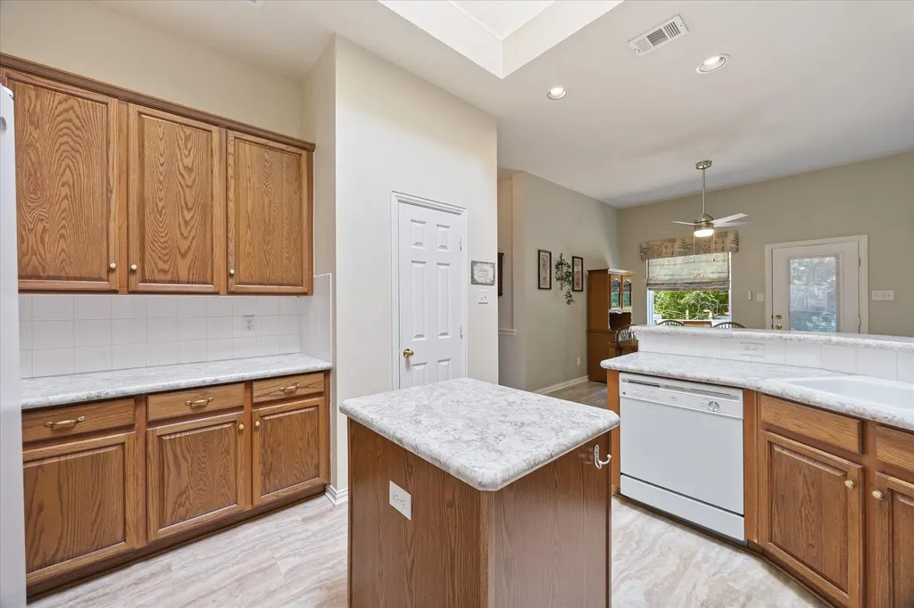 5815 Teal Court Sachse TX 75048