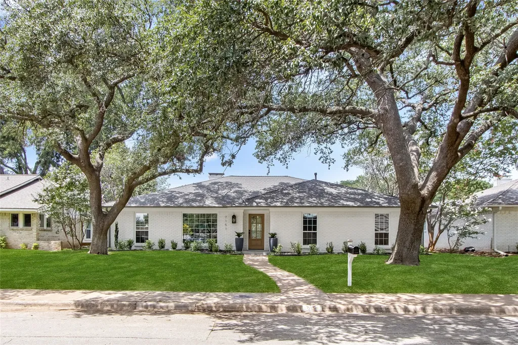 7151 Cosgrove Drive Dallas TX 75231