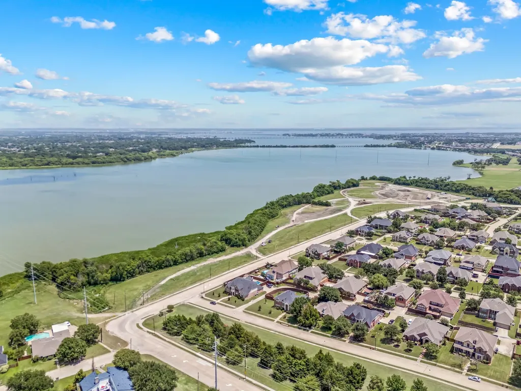 4109 Claridge Terrace Garland TX 75043