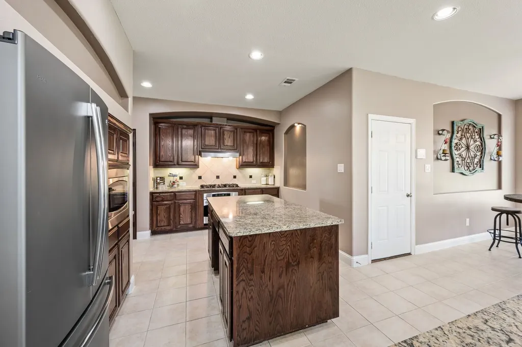 4109 Claridge Terrace Garland TX 75043