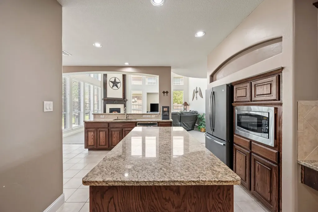 4109 Claridge Terrace Garland TX 75043