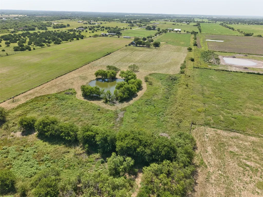 1521 County Road 1107b1 Cleburne TX 76031