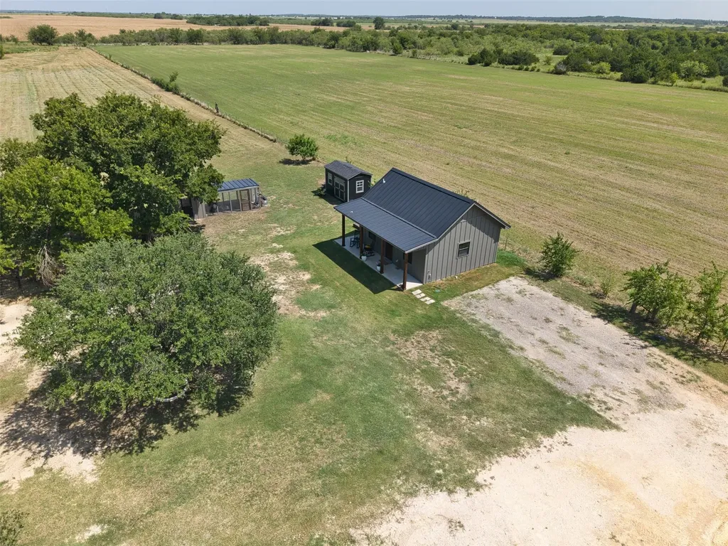 1521 County Road 1107b1 Cleburne TX 76031