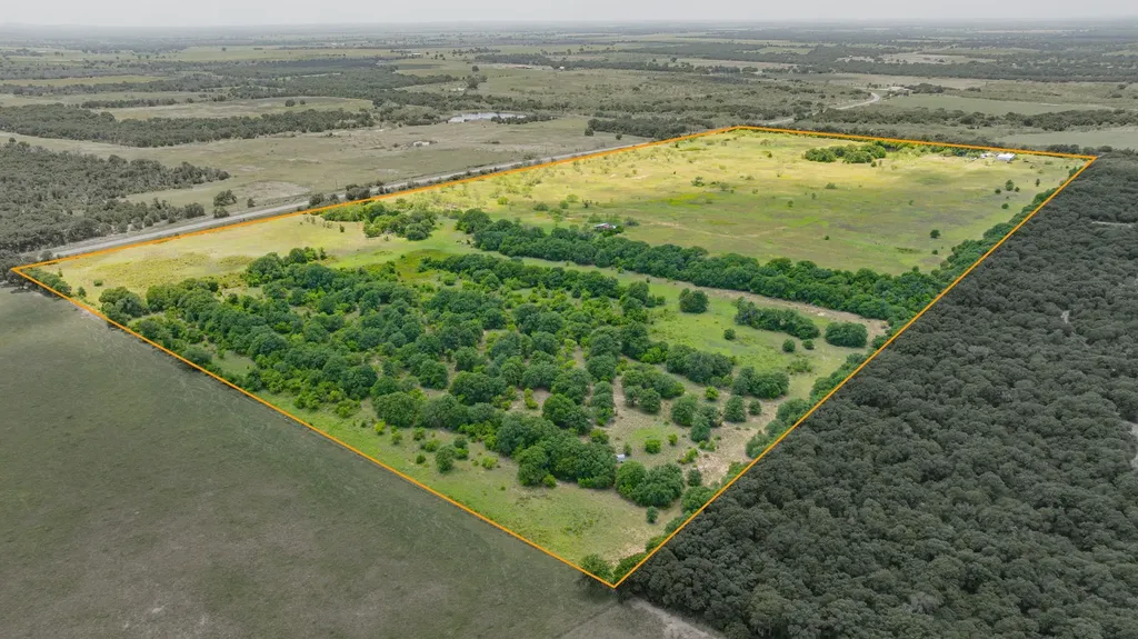 301 County Road 193 Carbon TX 76435