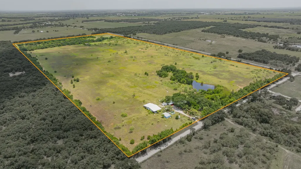 301 County Road 193 Carbon TX 76435