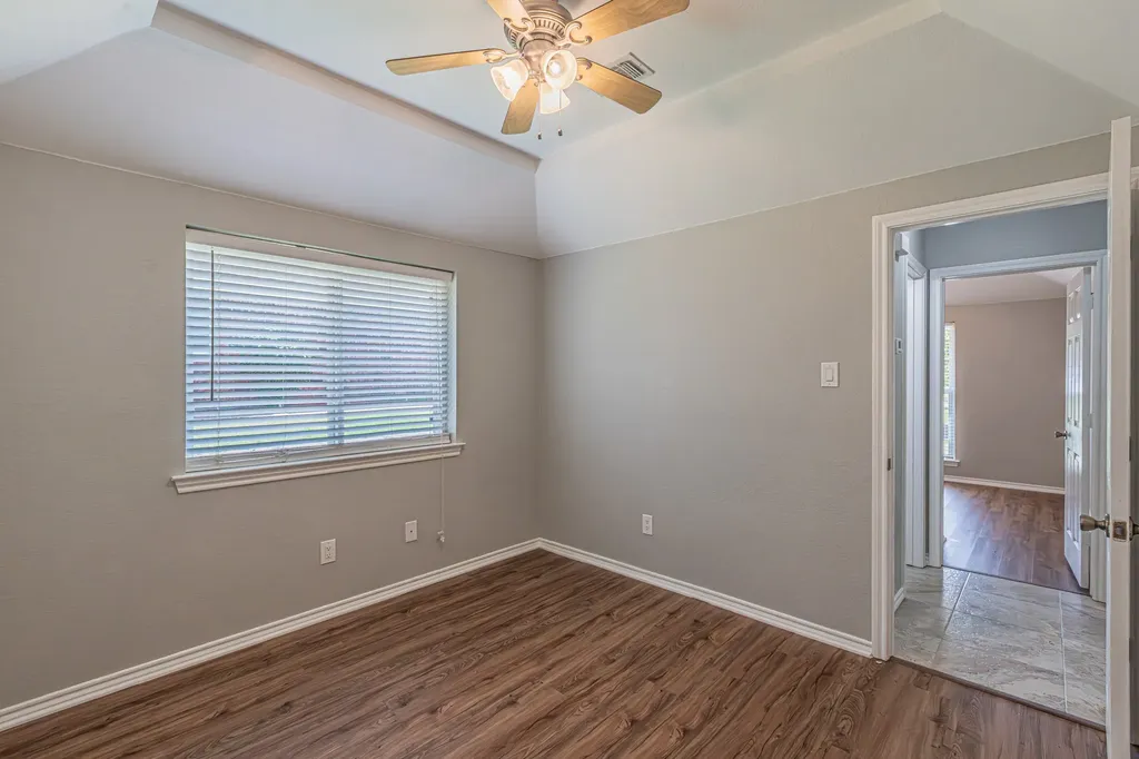 9269 Meandering Drive North Richland Hills TX 76182