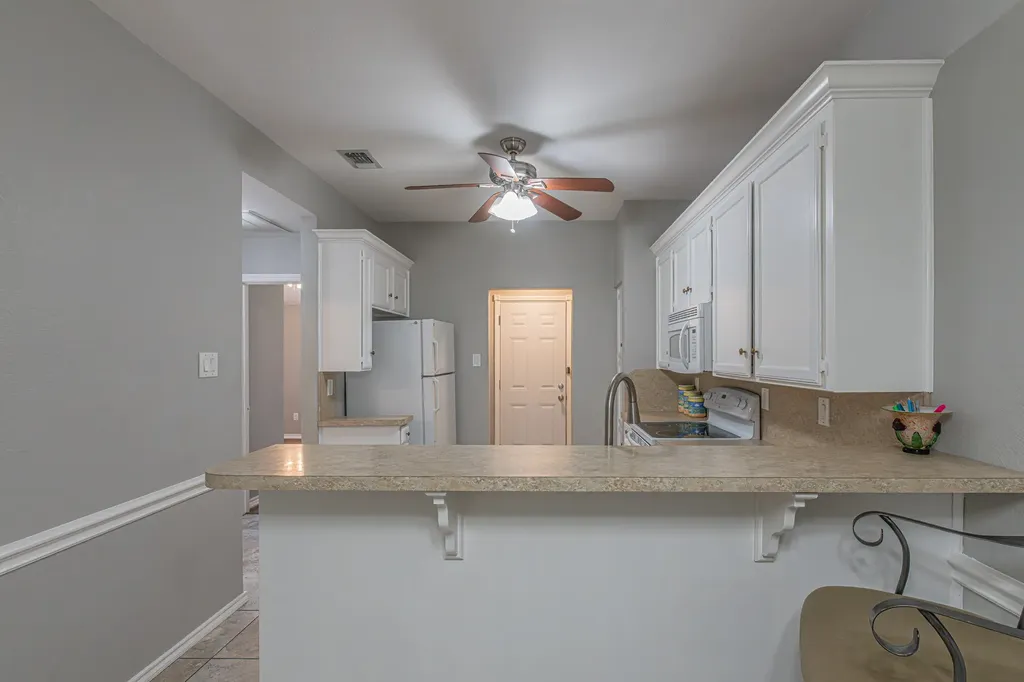 9269 Meandering Drive North Richland Hills TX 76182