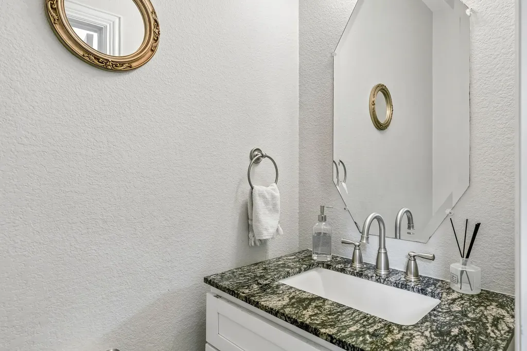 2245 Jaguar Drive Frisco TX 75033
