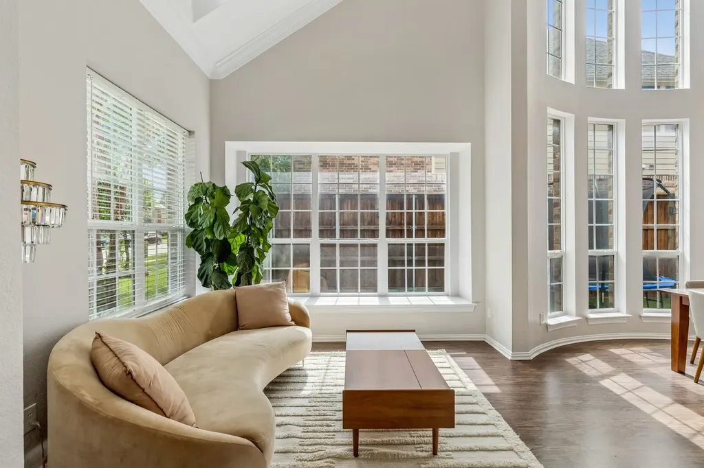 2245 Jaguar Drive Frisco TX 75033