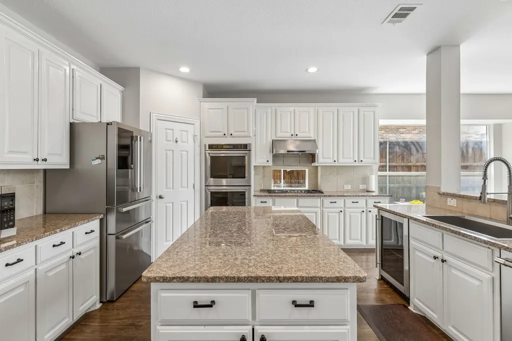 2245 Jaguar Drive Frisco TX 75033