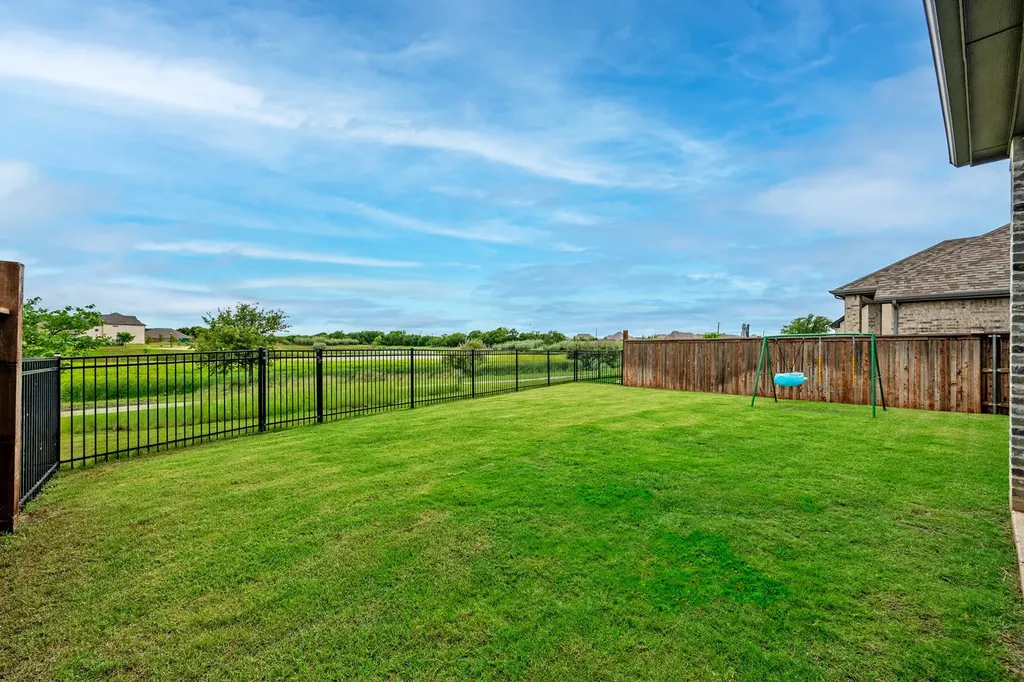 778 Corner Post Path Celina TX 75009