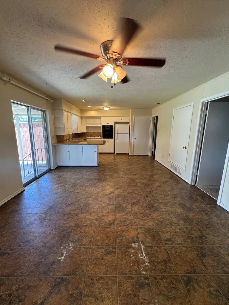 11037 Joymeadow Drive Dallas TX 75218