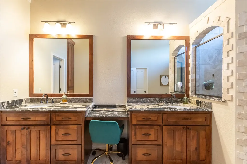 157 Coates Avenue Tuscola TX 79562