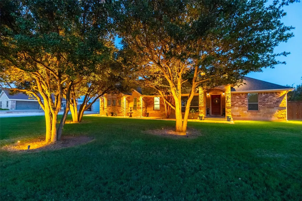 157 Coates Avenue Tuscola TX 79562