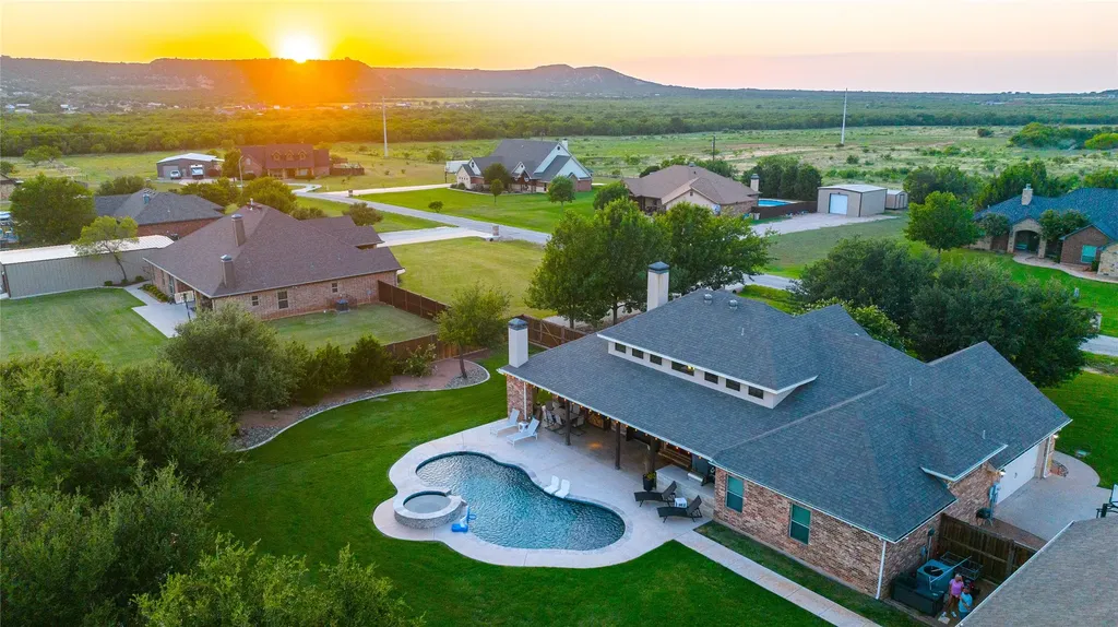 157 Coates Avenue Tuscola TX 79562