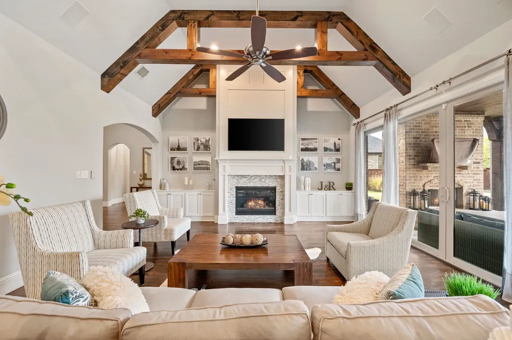 908 Lake Carillon Lane Southlake TX 76092