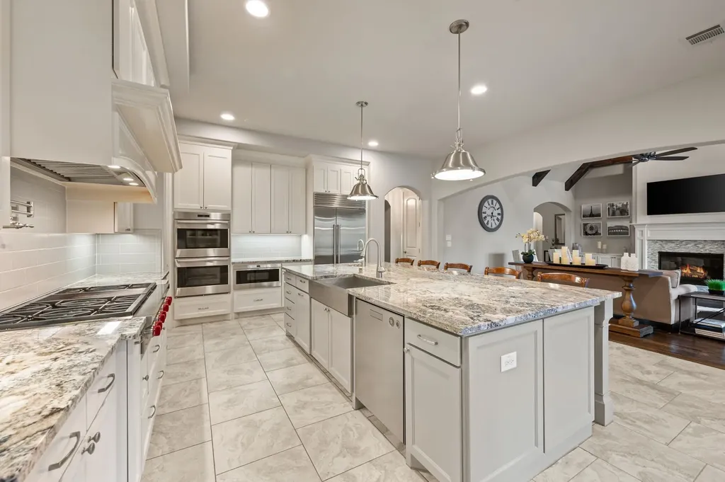 908 Lake Carillon Lane Southlake TX 76092