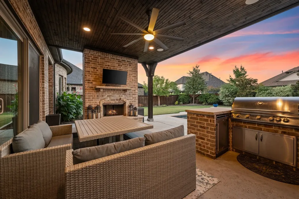 908 Lake Carillon Lane Southlake TX 76092