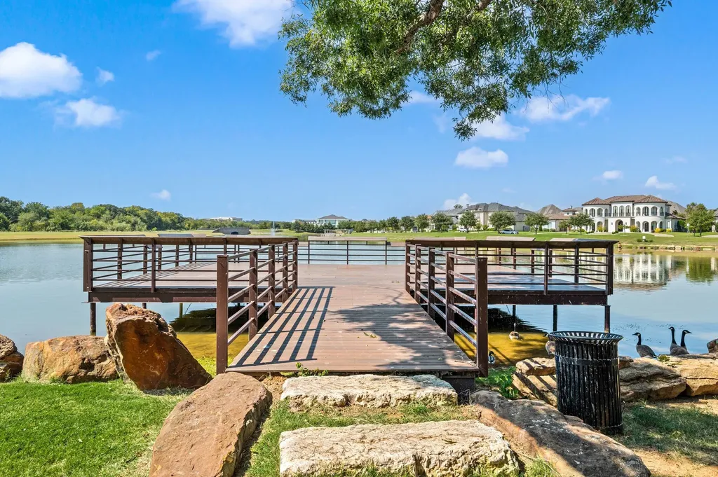 908 Lake Carillon Lane Southlake TX 76092