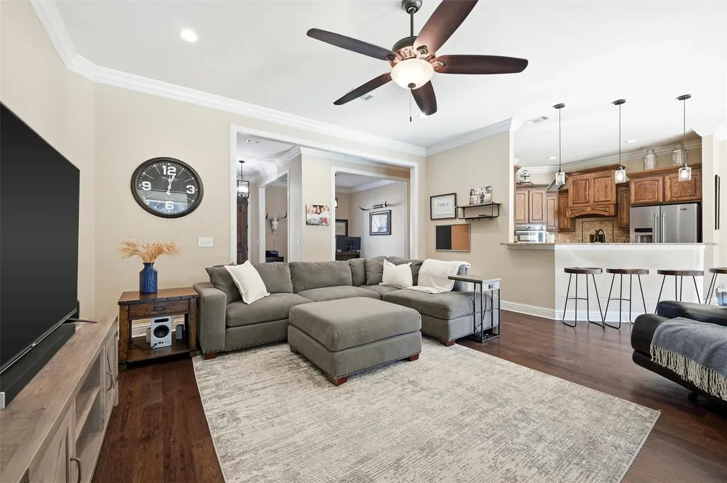 21 Lone Oak Boulevard Pottsboro TX 75076