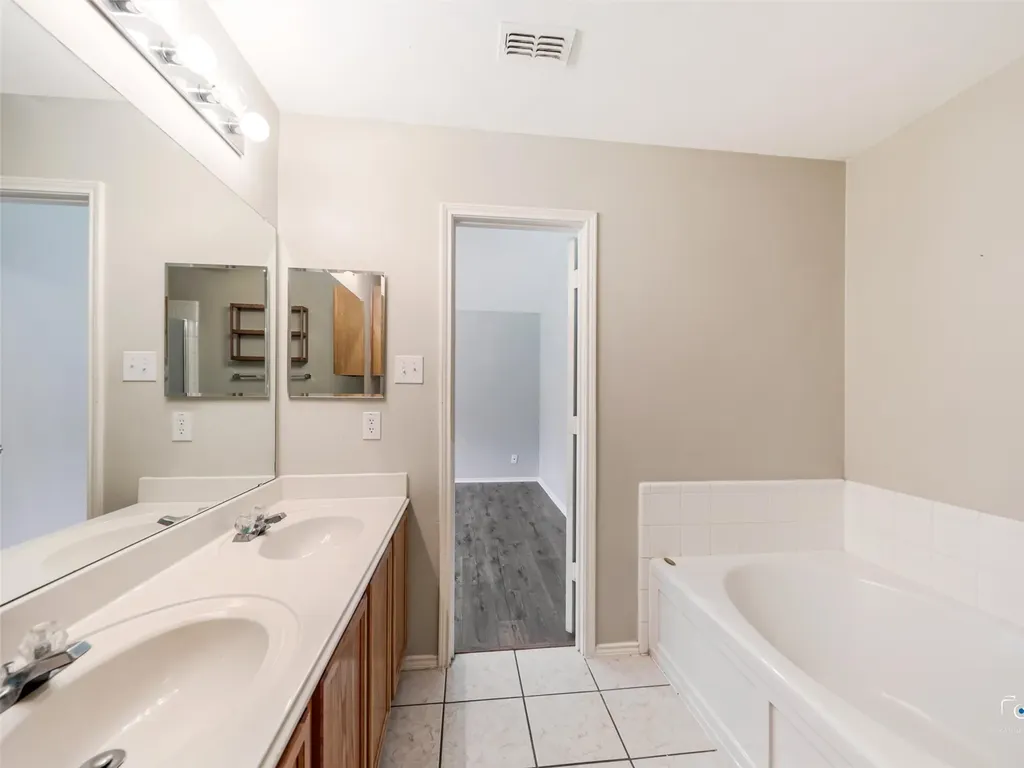 1637 Elm Street Anna TX 75409