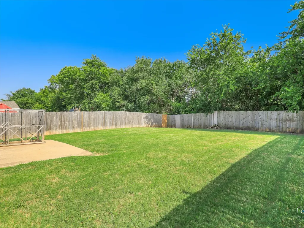 1637 Elm Street Anna TX 75409