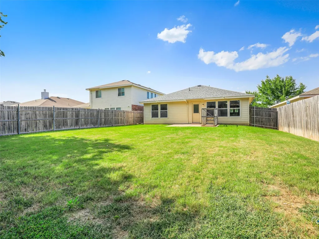1637 Elm Street Anna TX 75409