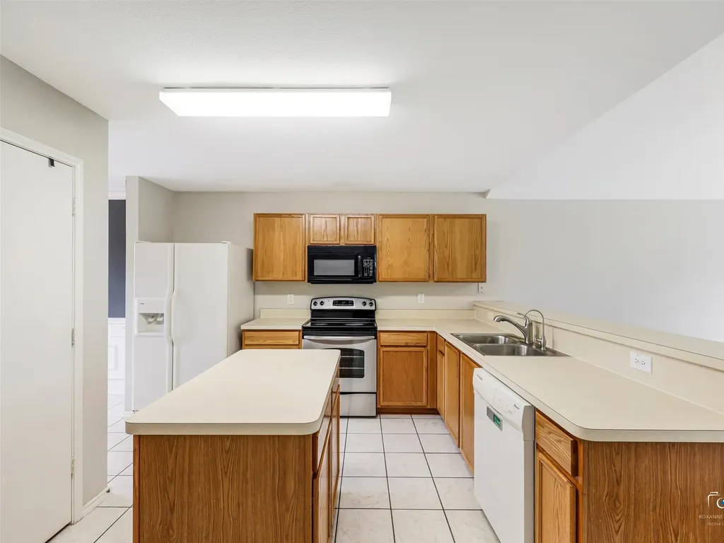 1637 Elm Street Anna TX 75409