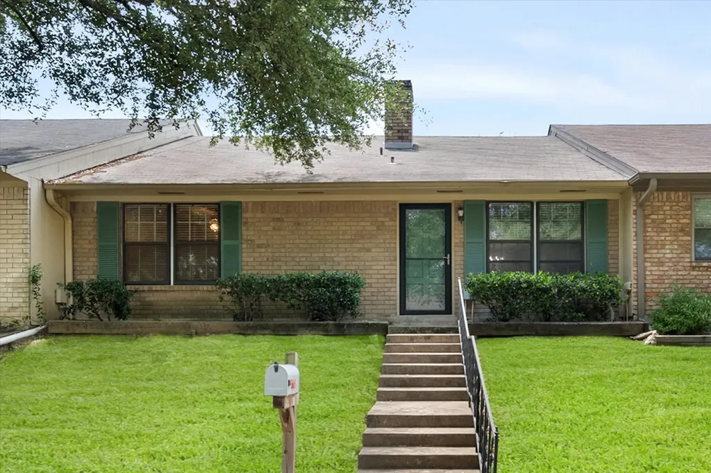 1208 Lexington Drive Corsicana TX 75110