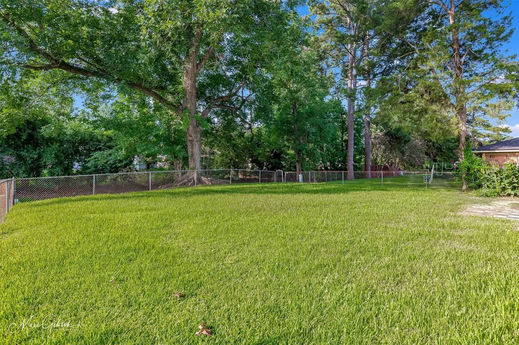 1920 Venus Drive Bossier City LA 71112