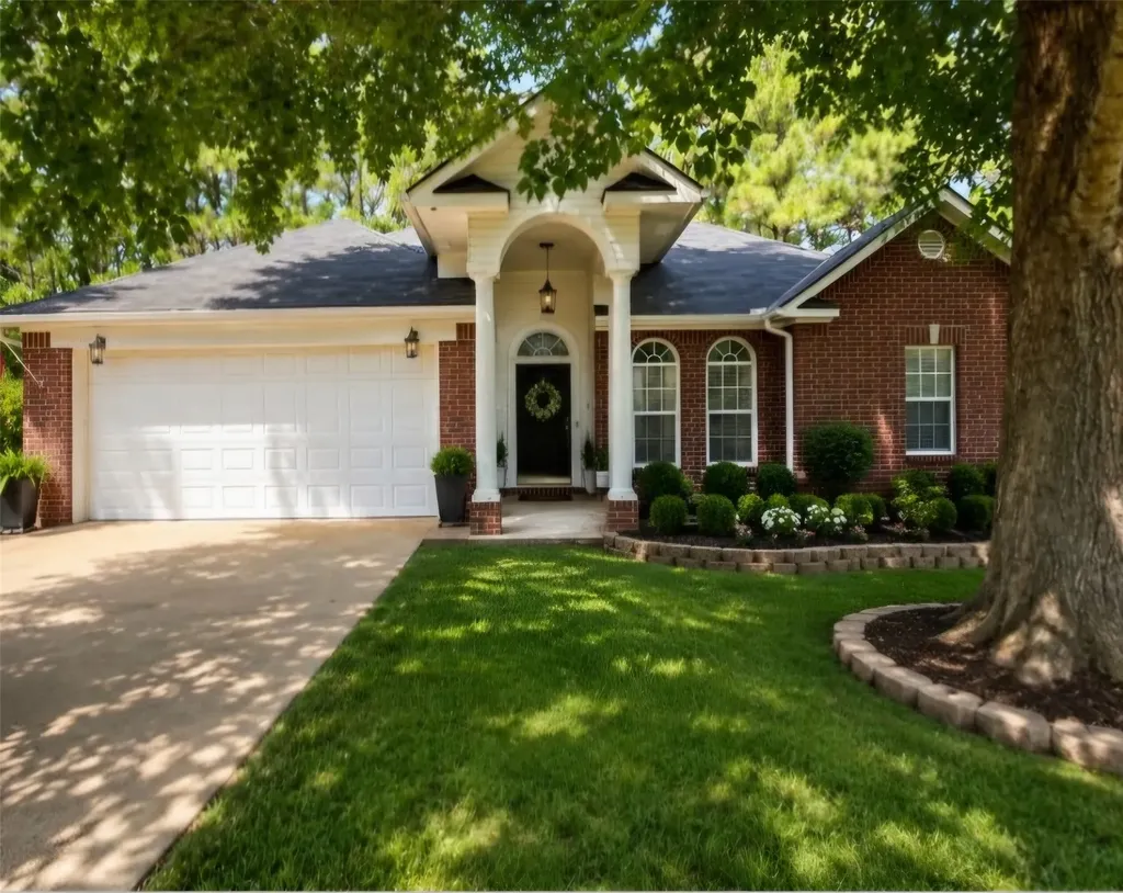 1622 Shady Lake Circle Henderson TX 75652