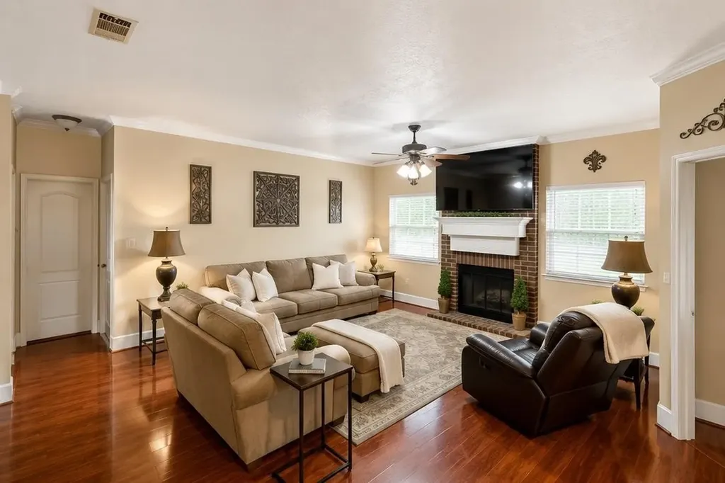 1622 Shady Lake Circle Henderson TX 75652