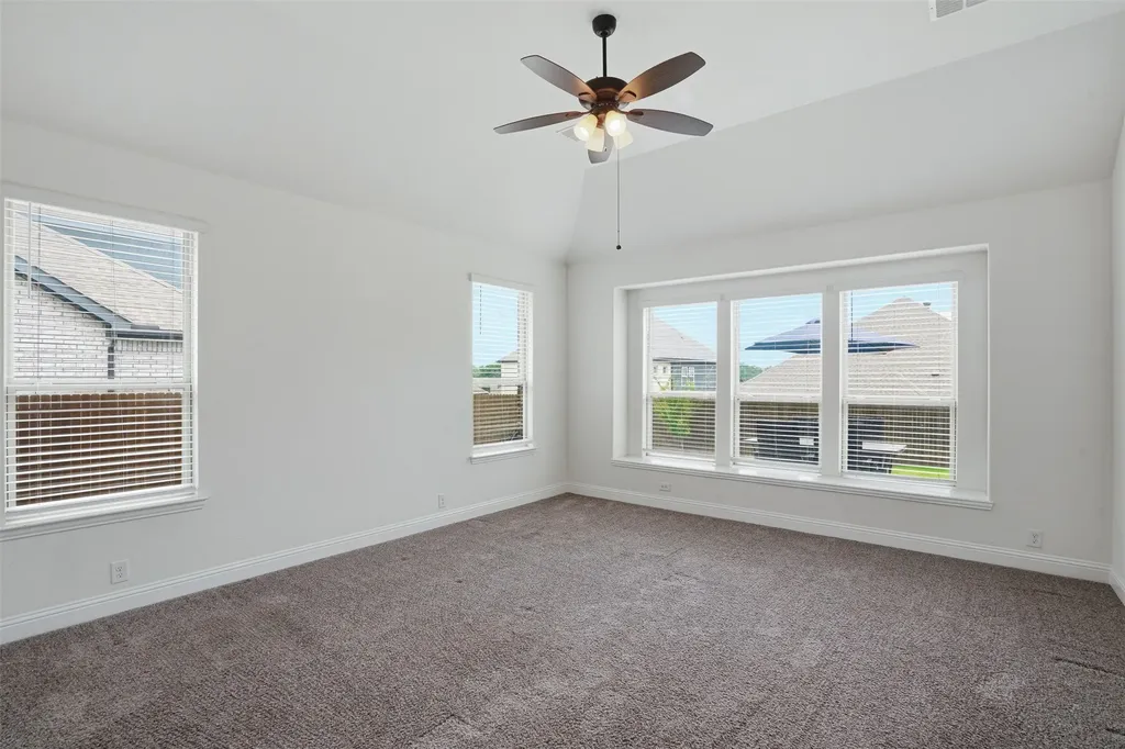 1122 Alderwood Drive Justin TX 76247
