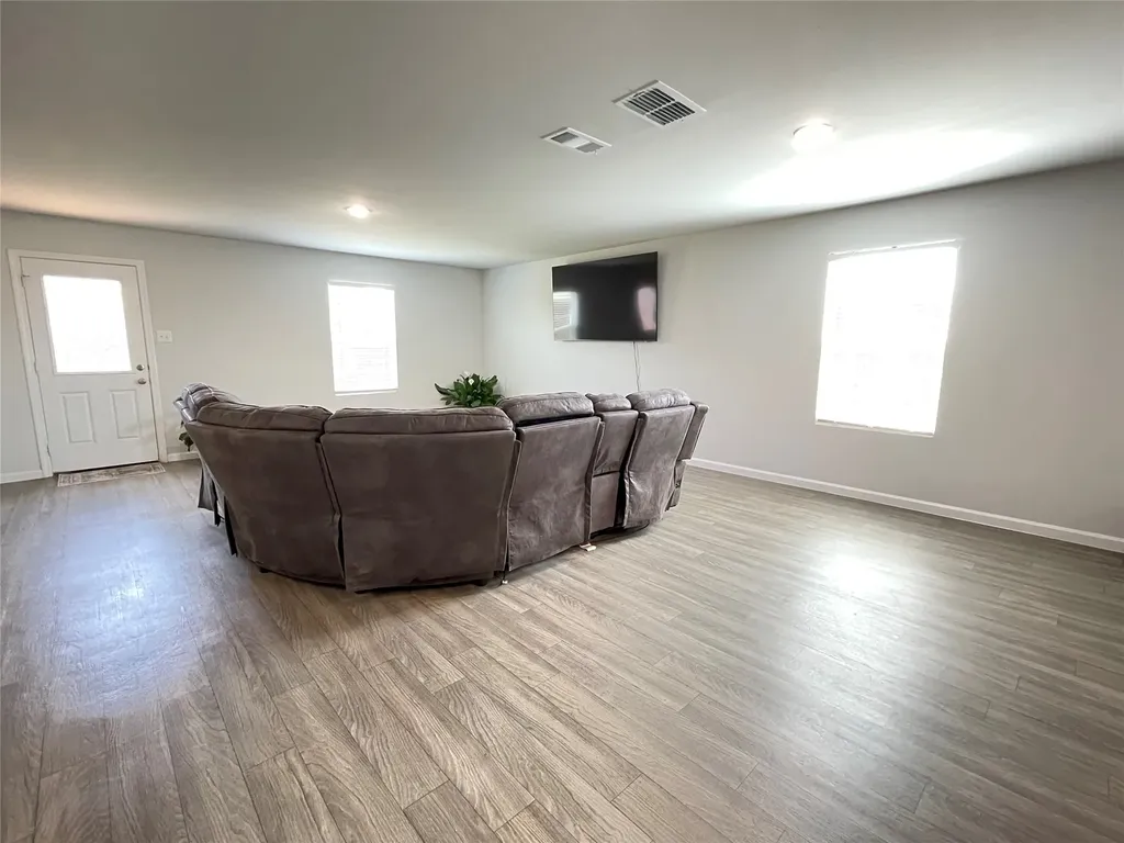 1007 Ripplewood Circle Chandler TX 75758