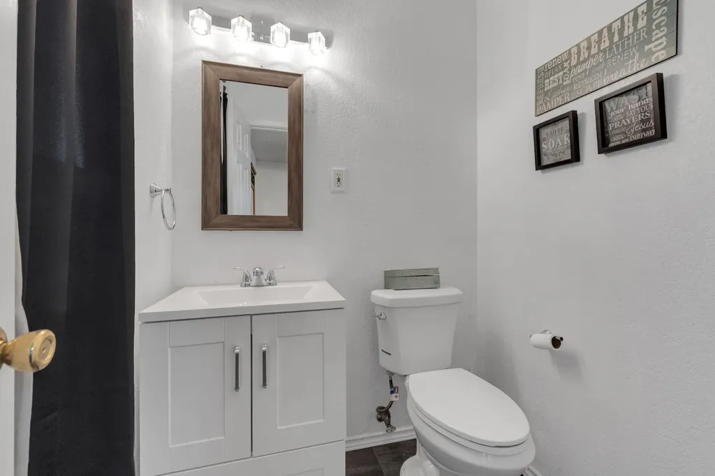 6315 Harmony Lane Dallas TX 75241