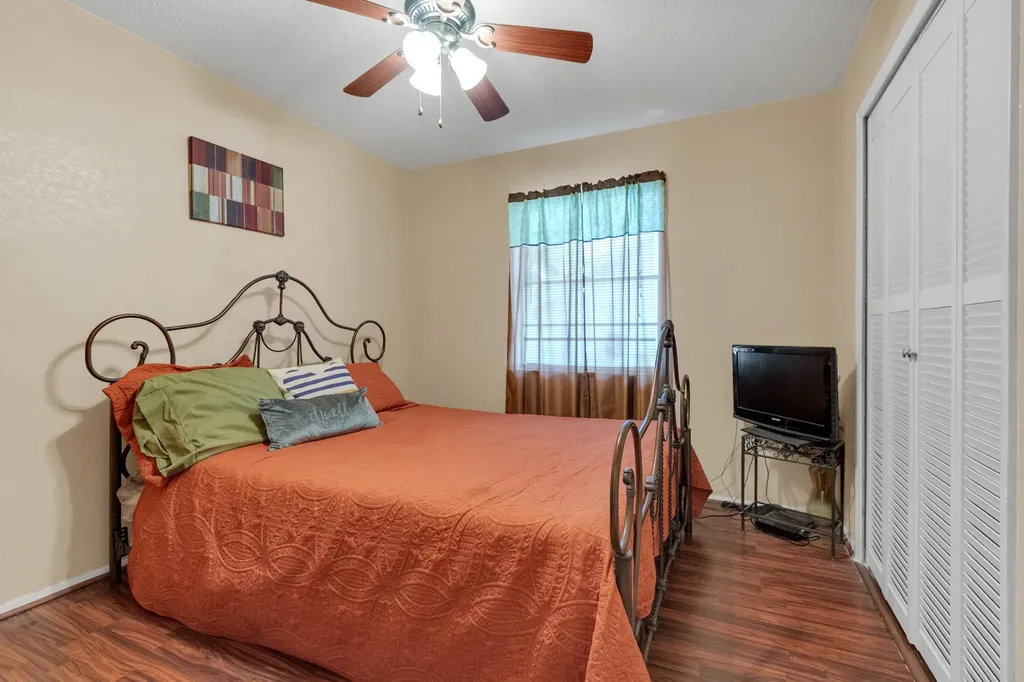 6315 Harmony Lane Dallas TX 75241