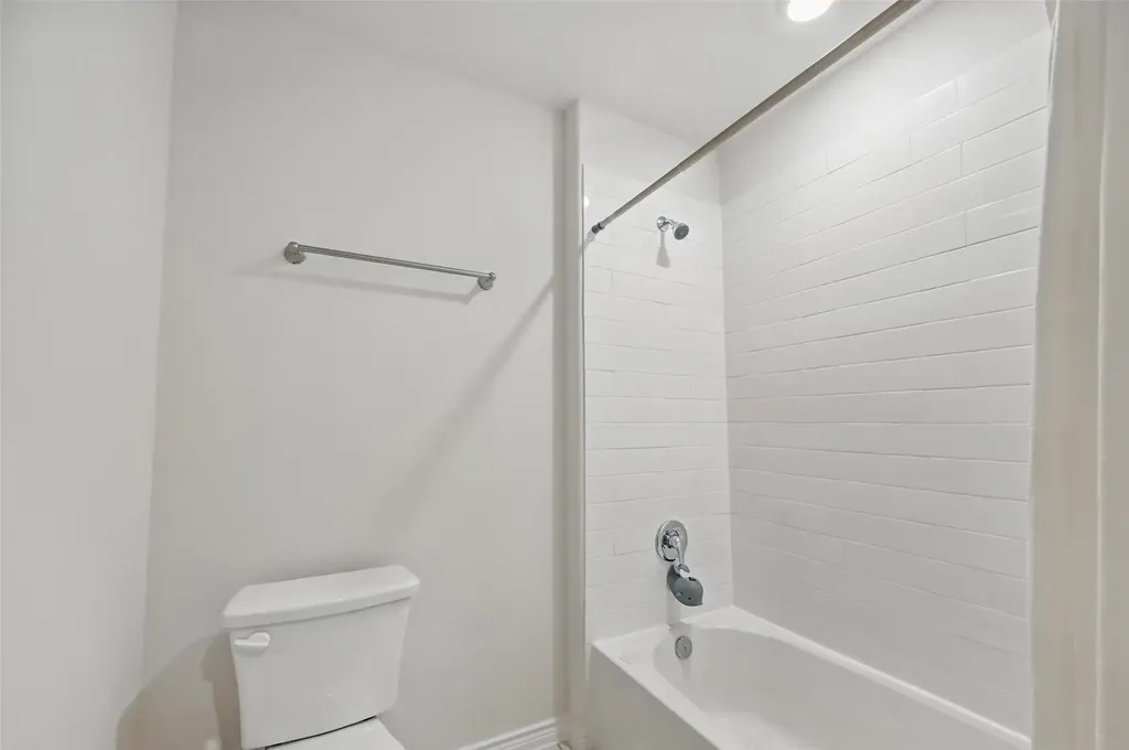 312 Duke Court Fate TX 75189
