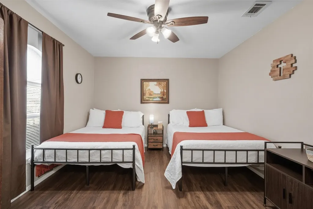 4301 Gram Lane Bellmead TX 76705