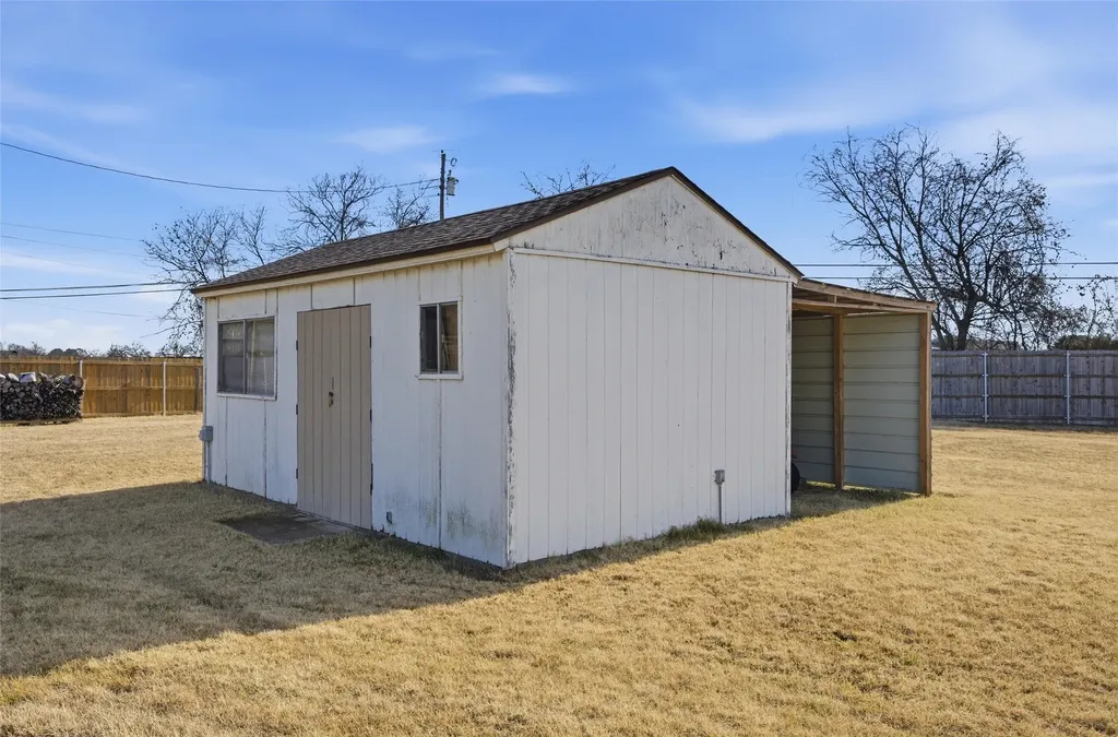 4301 Gram Lane Bellmead TX 76705