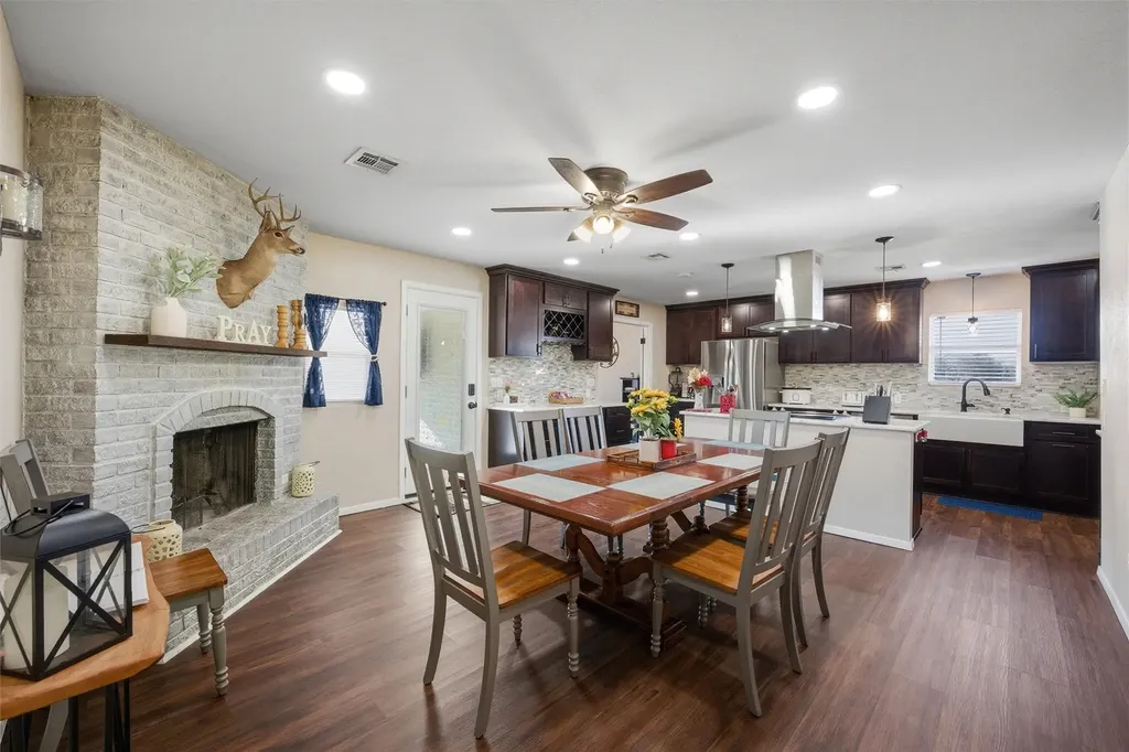 4301 Gram Lane Bellmead TX 76705