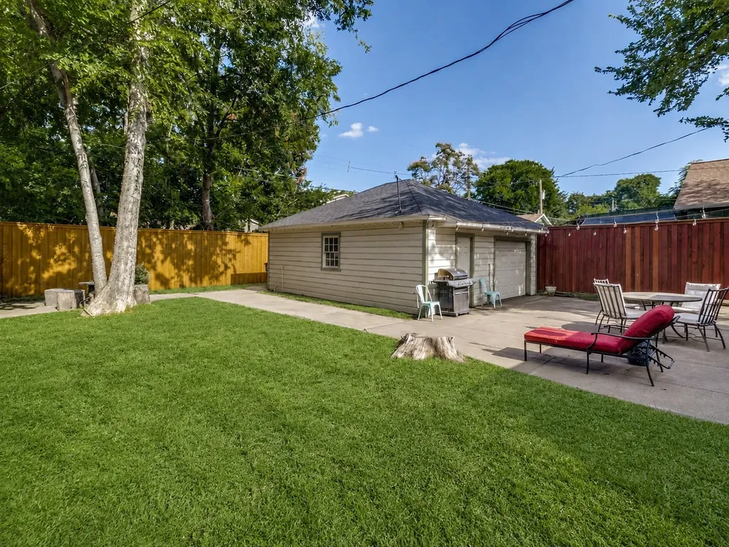 1224 Hollywood Avenue Dallas TX 75208