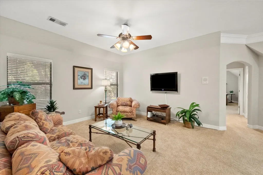 2111 Castle View Road Mansfield TX 76063