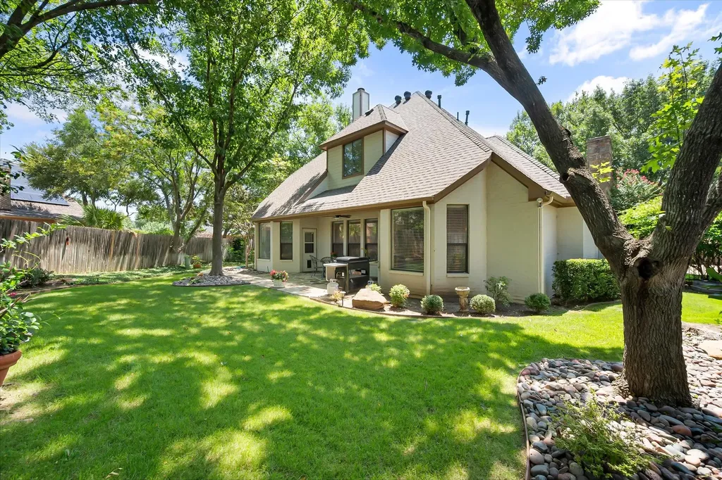 2111 Castle View Road Mansfield TX 76063