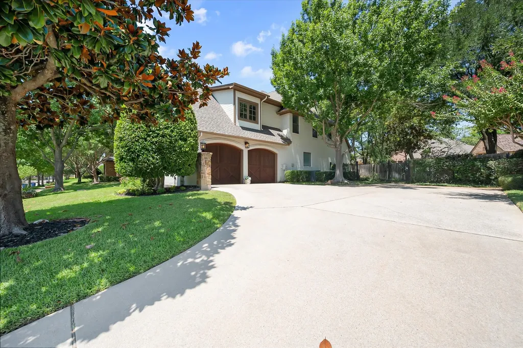 2111 Castle View Road Mansfield TX 76063