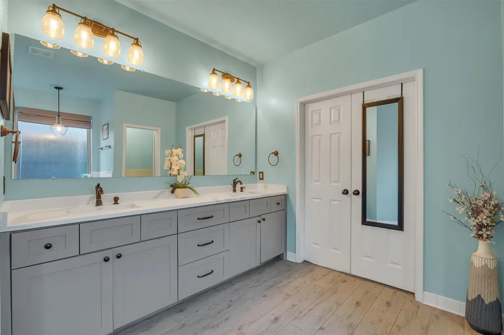 3837 Erath Drive Carrollton TX 75010